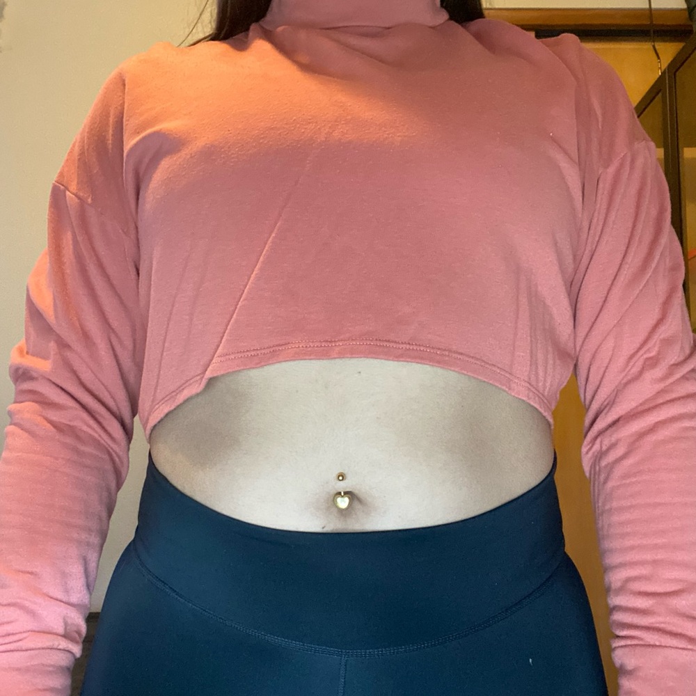 Cropped mock neck